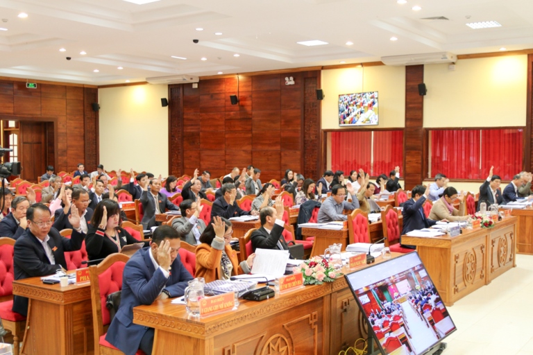 Bế mạc Kỳ họp thứ 9 HĐND tỉnh khóa IX, nhiệm kỳ 2016 - 2021